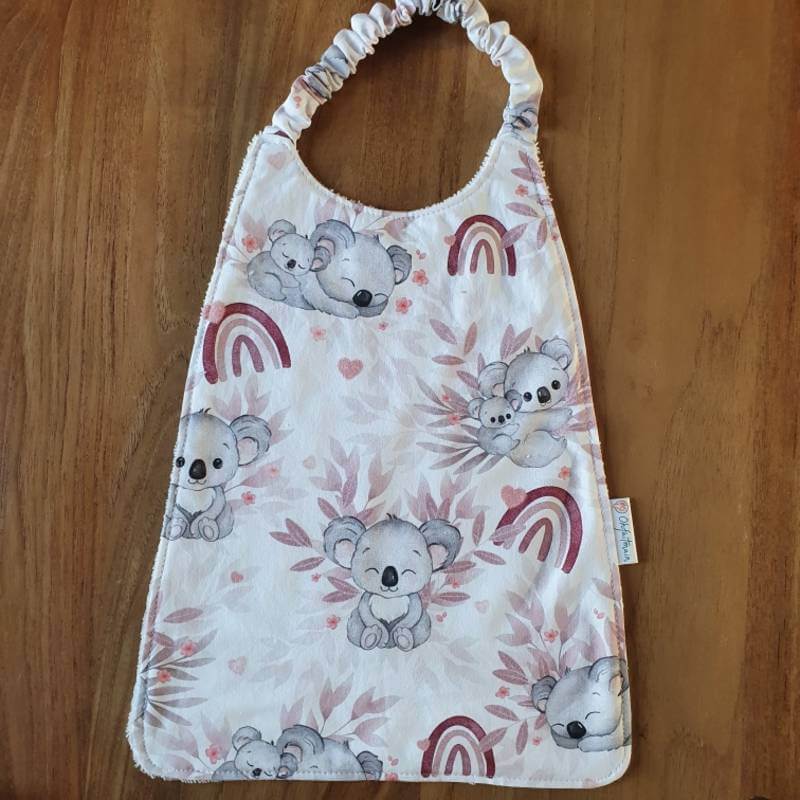 Bavoir maternelle Koala rose